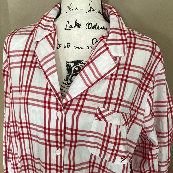 NWT Victoria’s Secret pajama top flannel size XL regular only has one piece - Picture 2 of 7